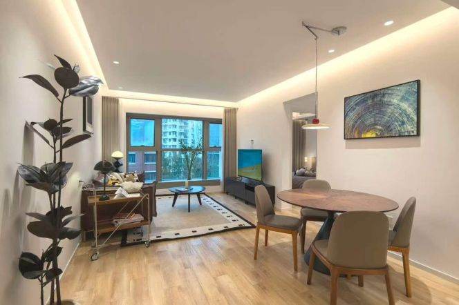 Spacious 1BR Apartment at 8 Park Avenue (L7)