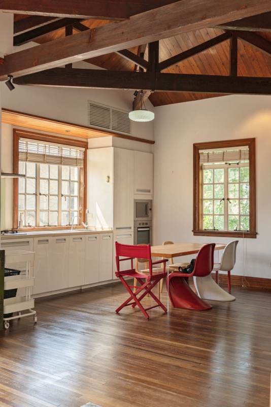 Housing image — Dining Area