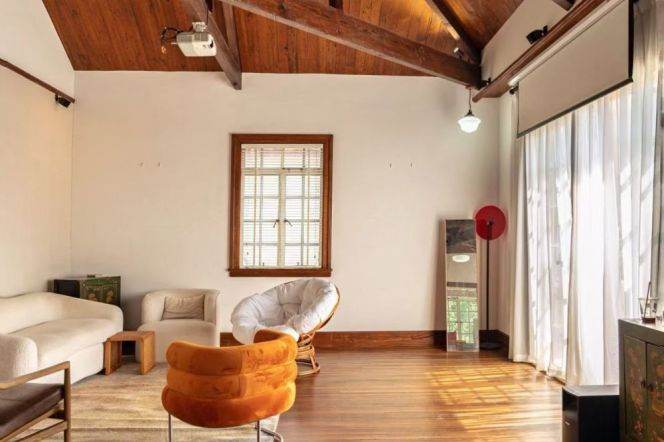 Spacious 2BR Lane House in Old Xuhui with Terrace (L1/L7)