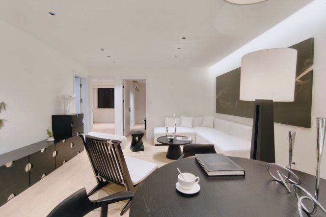 2BR Apartment near Zhongshan Park (L3/L4)