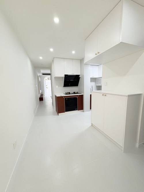 Housing image — Kitchen