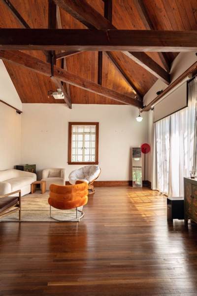 Housing image — Living Room