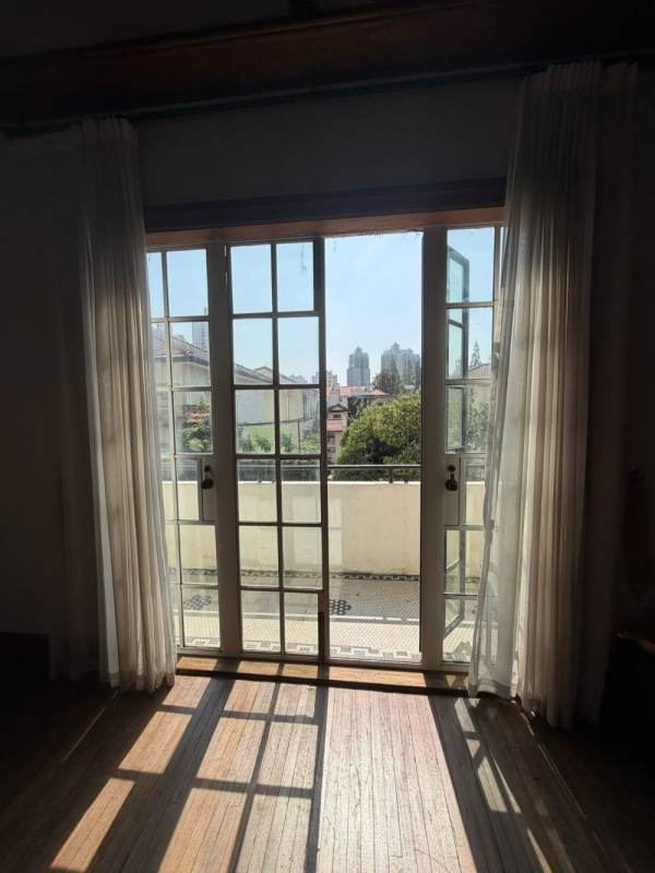 Housing image — Balcony