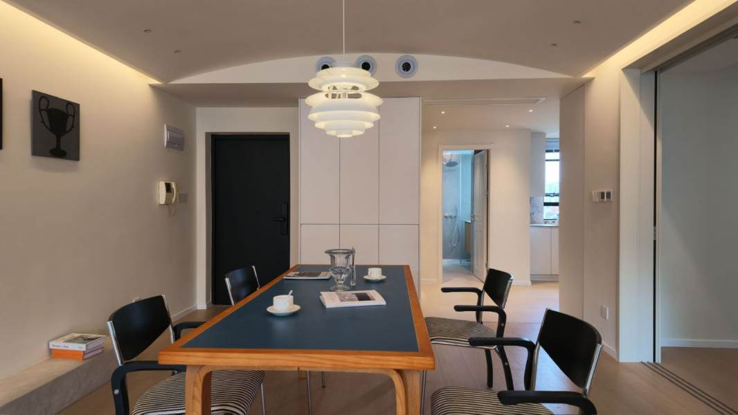 Housing image — Dining Area