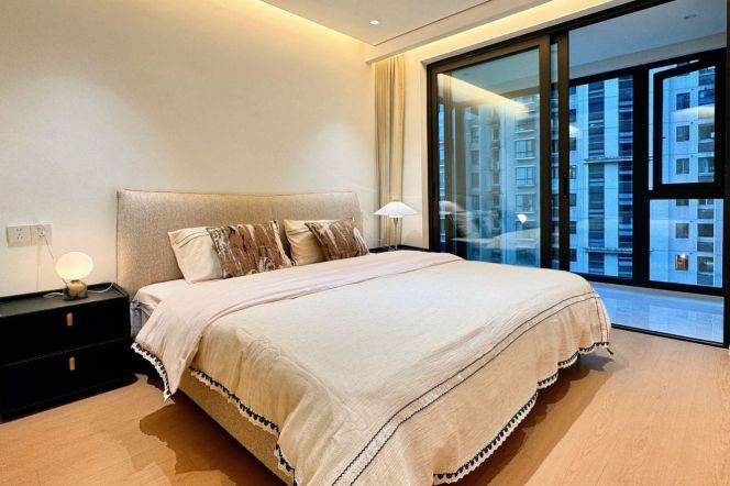 2BR Apartment at Modern Jing'an (L7/L13)