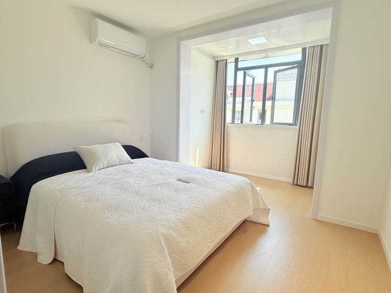 Housing image — Bedroom