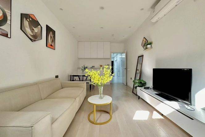 1BR Apartment near Caoyang Road Metro