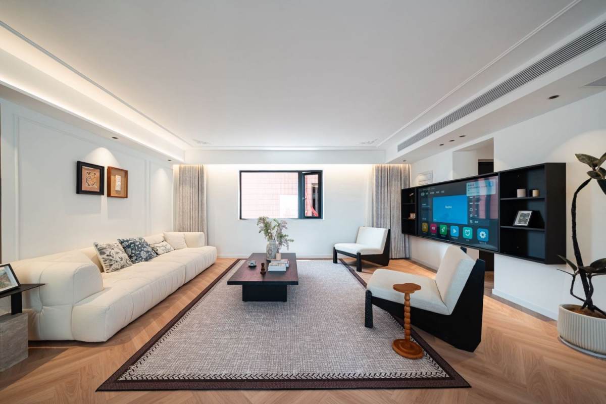 Housing image — Living Room