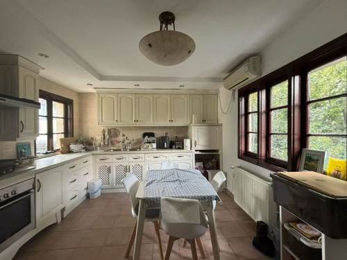 Housing image — Kitchen