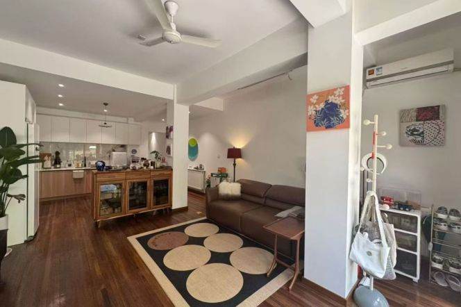 Spacious 2BR Lane House in Old Xuhui with Terrace (L1/L10/L12)