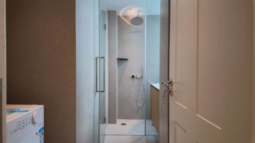 Housing image — Bathroom