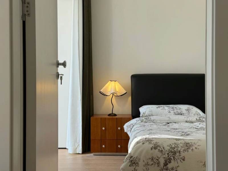 Housing image — Bedroom