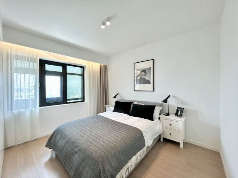 Housing image — Bedroom