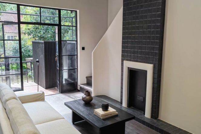 Spacious 2BR Lane House in Old Xuhui (L10/L11)