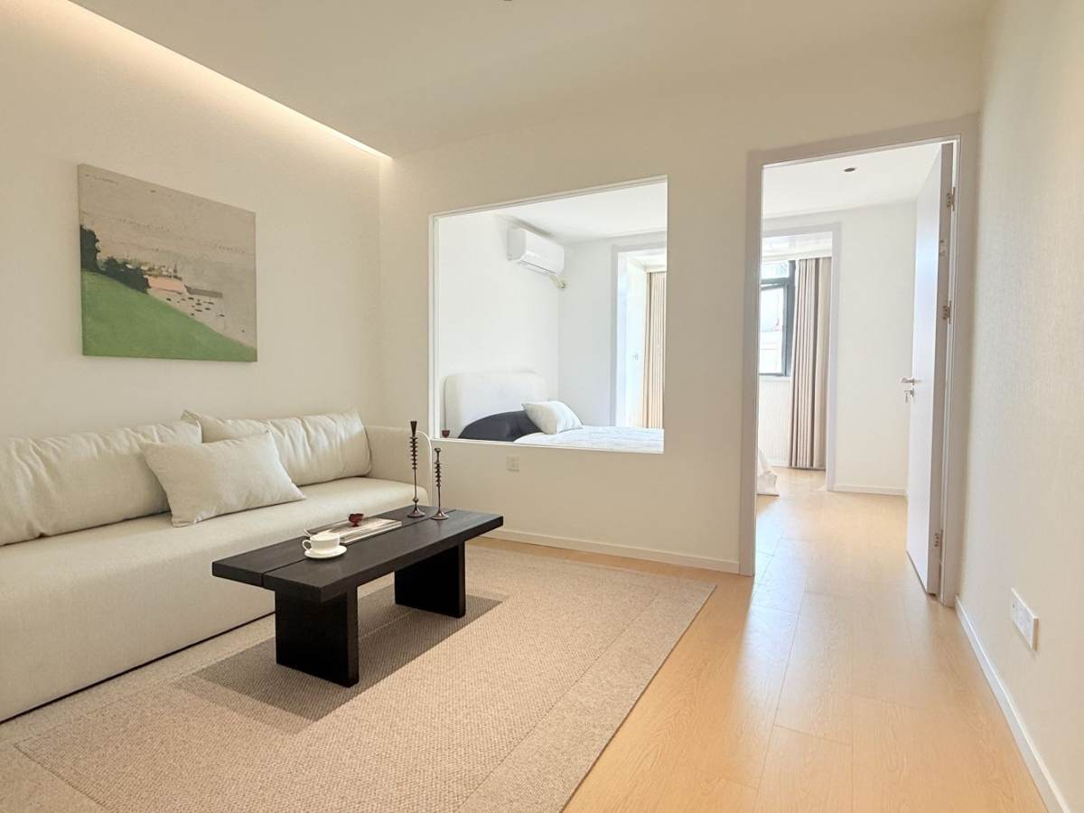 Housing image — Living Room