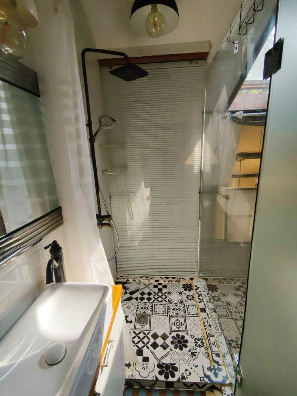 Housing image — Bathroom