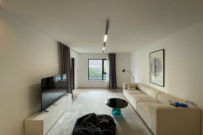 3BR Apartment at The Courtyards with Green View