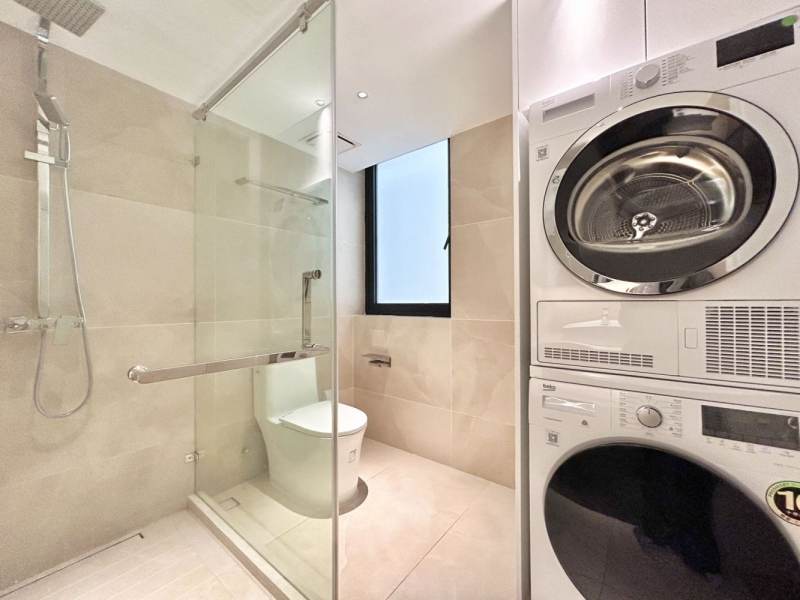 Housing image — Bathroom