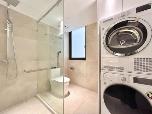 Housing image — Bathroom
