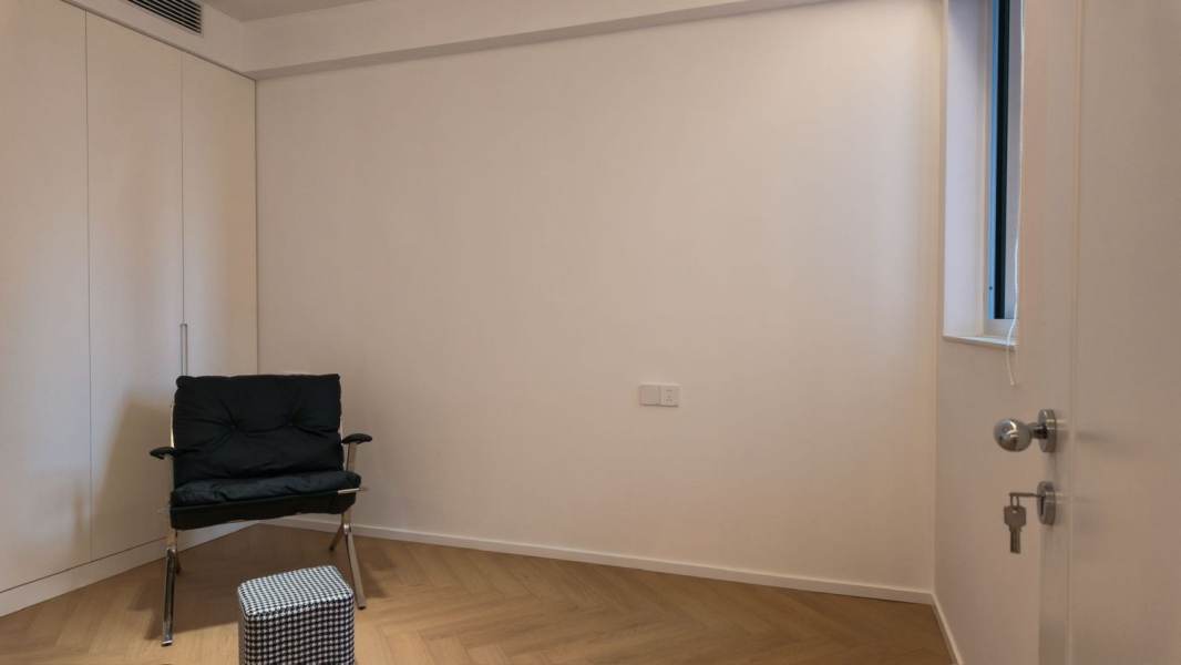 Housing image — Bedroom