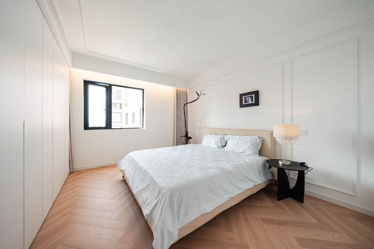 Housing image — Bedroom