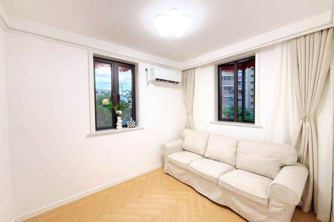 1BR Apartment near Caoyang Road Metro (L3/L4/L11/L14)