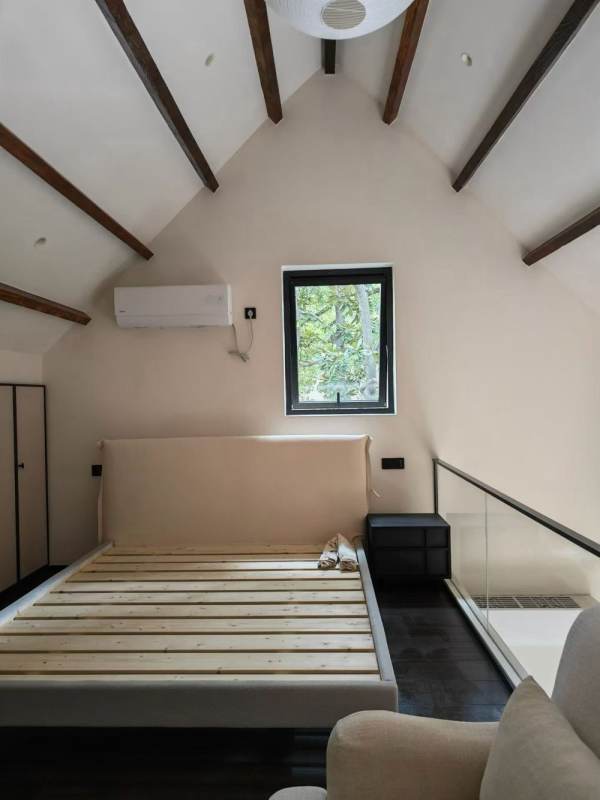 Housing image — Bedroom