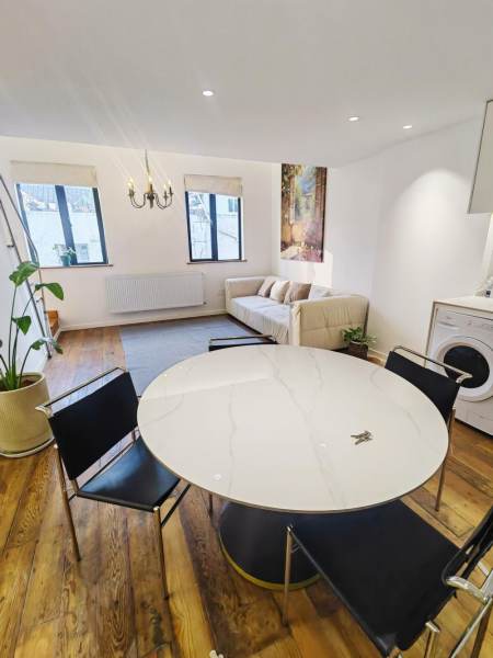 Housing image — Dining Area