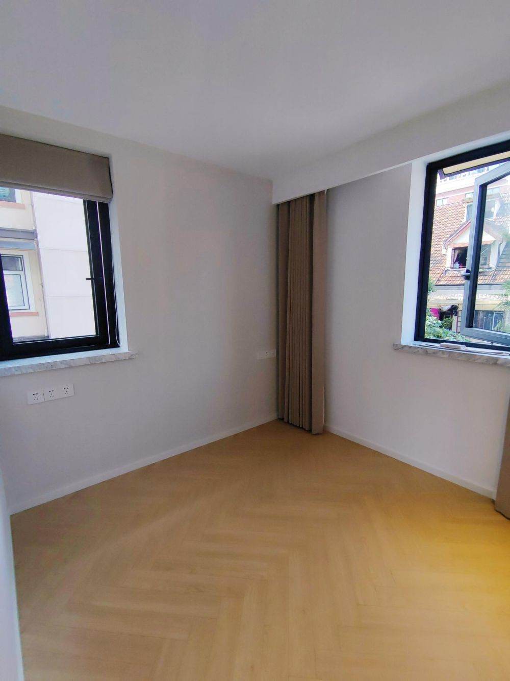 Housing image — Bedroom