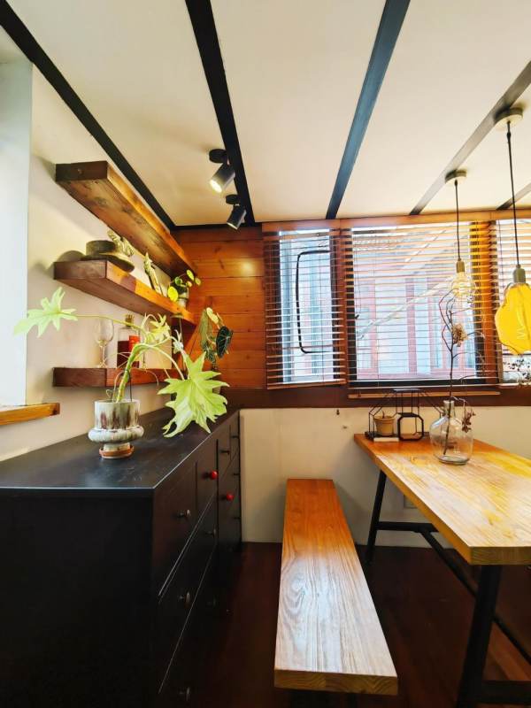 Housing image — Dining Area