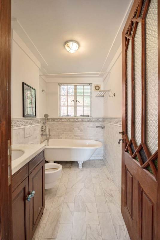 Housing image — Bathroom