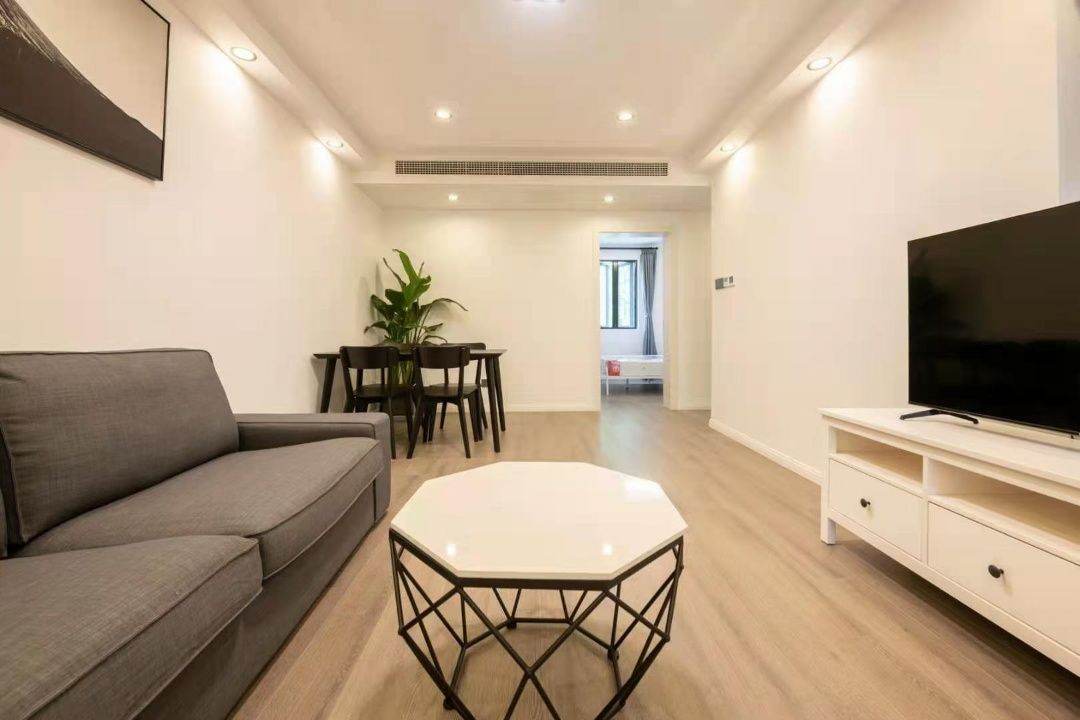 Housing image — Living Room