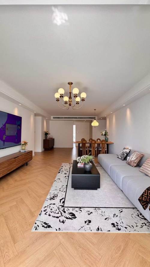 Housing image — Living Room
