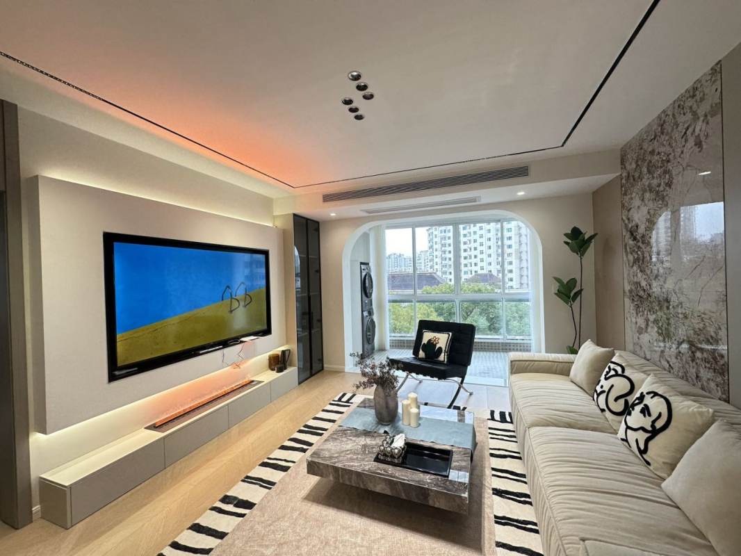 Housing image — Living Room