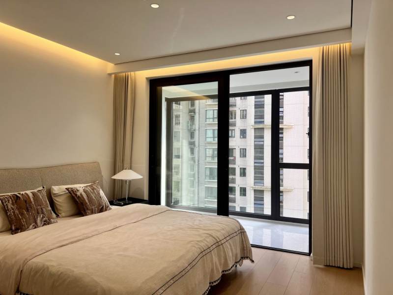 Housing image — Bedroom