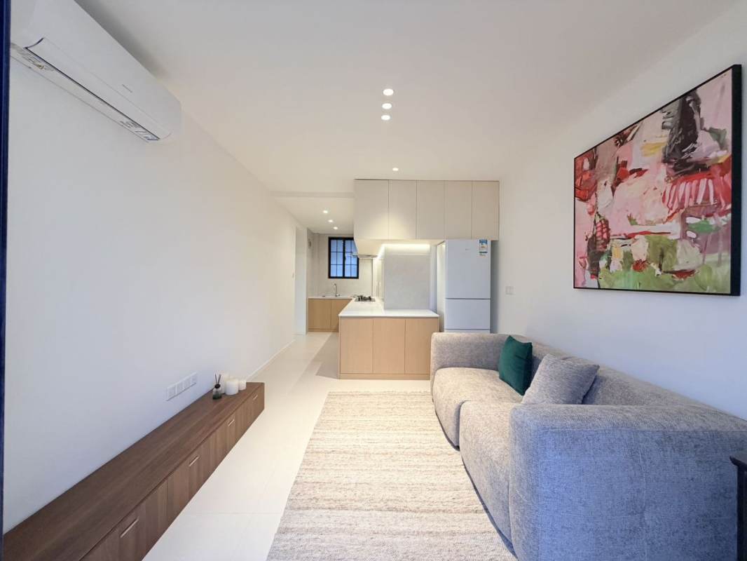 Housing image — Living Room