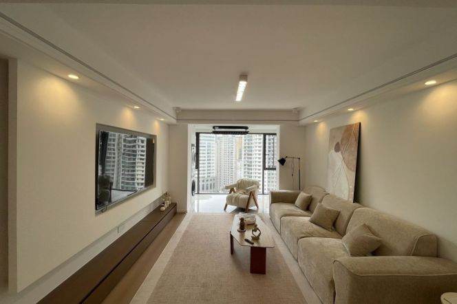 High-Floor 3BR Apartment near Wuning Road Metro with Floor-to-Ceiling Windows (L13/L14)