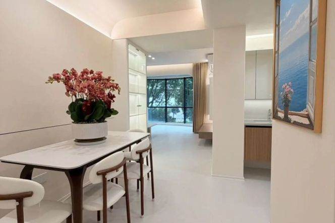 2BR Apartment near Hongqiao Rd Metro (L3/L4/L10)