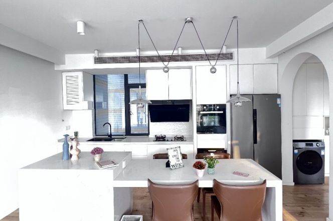 3BR Apartment near Changshou Rd Metro (L3/L4/L7)