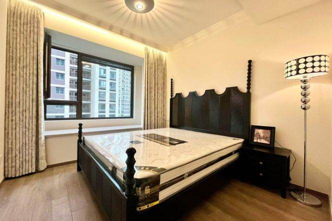 2BR Apartment near Langao Rd Metro (L7)