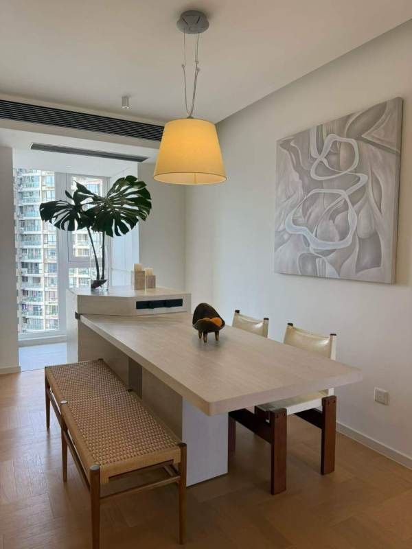 Housing image — Dining Area