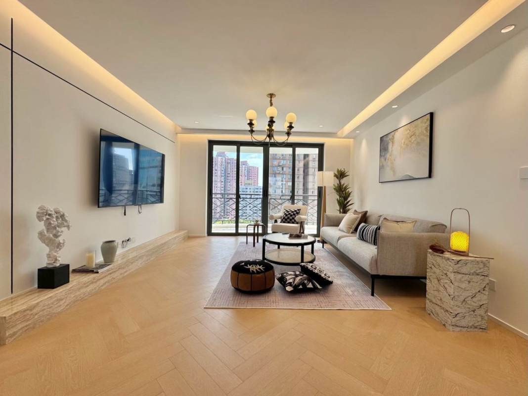 Housing image — Living Room