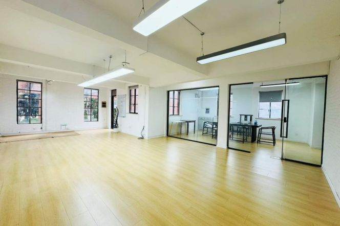 Spacious Studio Office at Creater Space (Kaixuan Lu) (L3/L4)
