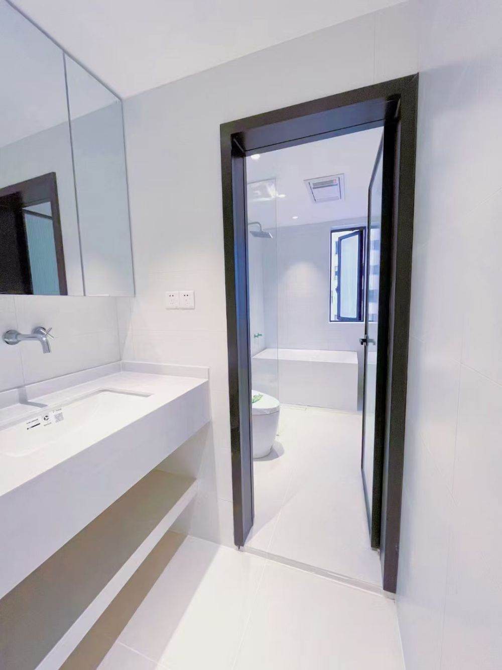 Housing image — Bathroom
