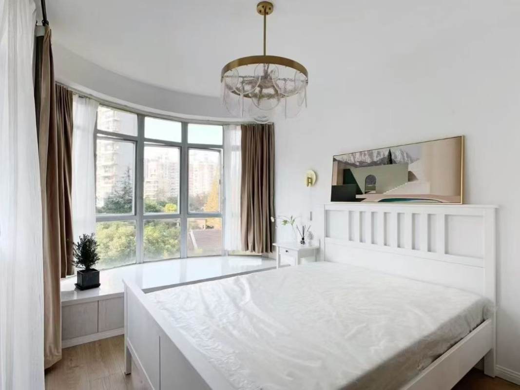 Housing image — Bedroom