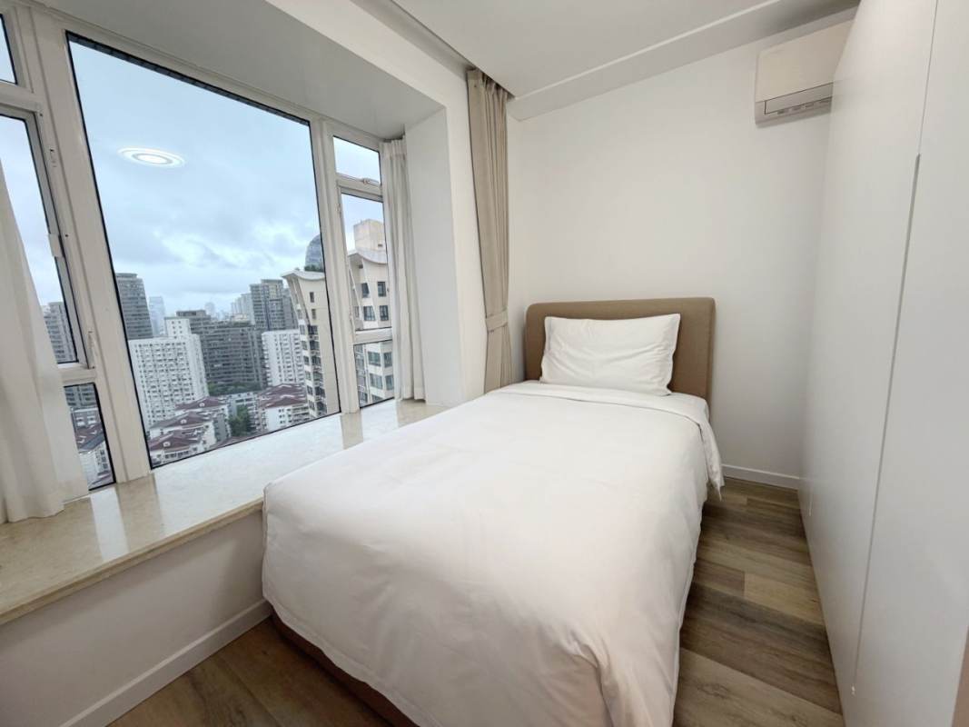 Housing image — Bedroom