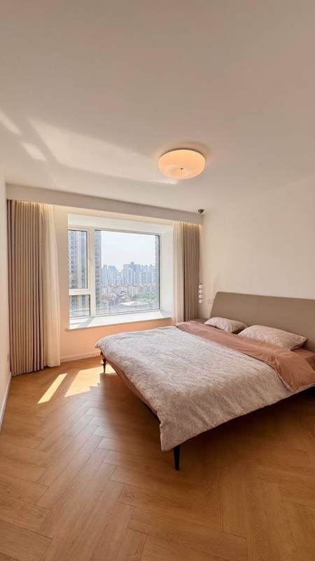 Housing image — Bedroom