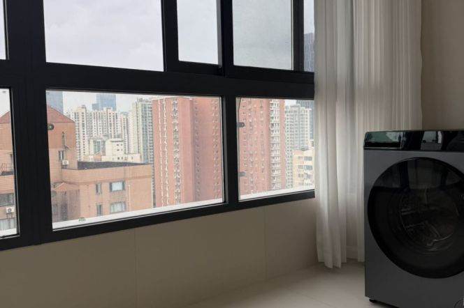 3BR Apartment in Jing'an (L7)