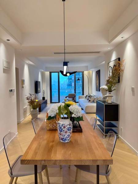 Housing image — Living Room