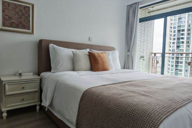 High-Floor 2BR Apartment at Oriental Manhattan (L1/L9/L11)